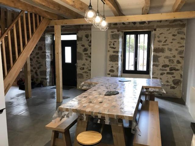 Gite Pour Famille Saint-Clément Exteriér fotografie