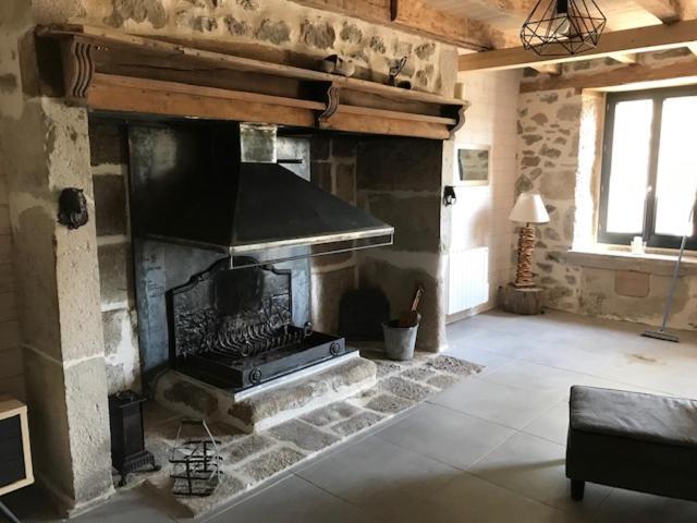 Gite Pour Famille Saint-Clément Exteriér fotografie